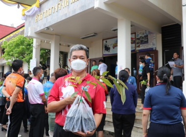 ร่วมกิจกรรมมอบต้นทุเรียนพันธุ์นกขมิ้นเมืองตราดและพันธุ์ทองหล่อ จากสวนสุปัญทุเรียนเมืองตราด ... พารามิเตอร์รูปภาพ 4