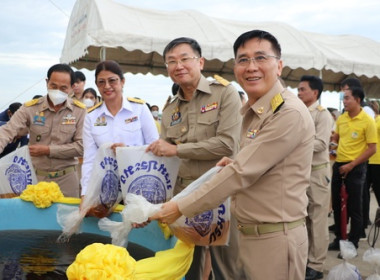 สหกรณ์จังหวัดตราด ร่วมพิธีปล่อยพันธุ์สัตว์น้ำ พารามิเตอร์รูปภาพ 3